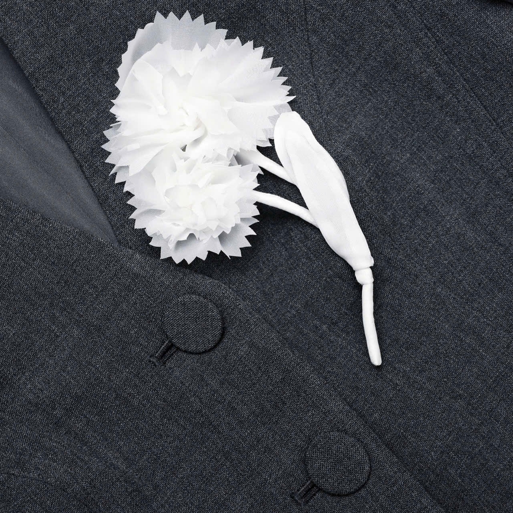 Đầm midi màu xám thiết kế ôm sát họa tiết hoa