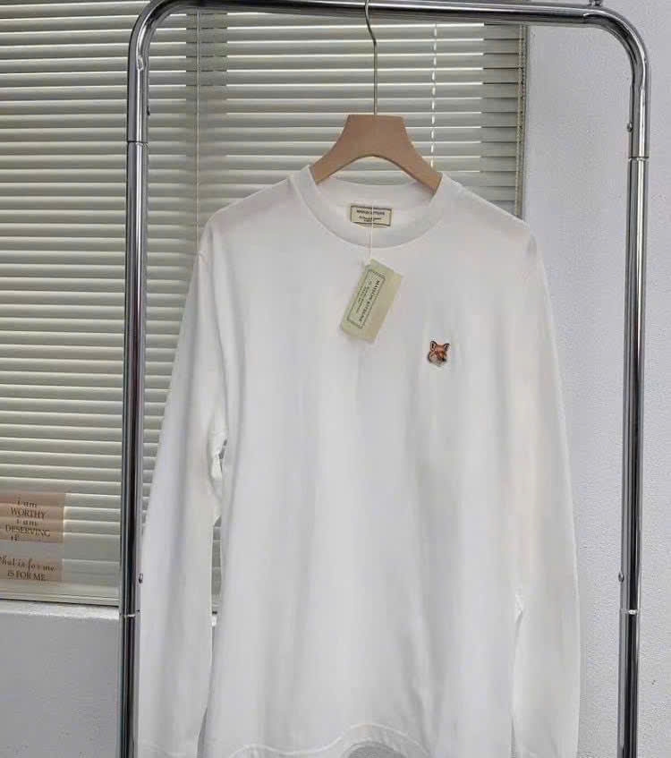 Tshirt Maison Kitsune trơn cổ tròn