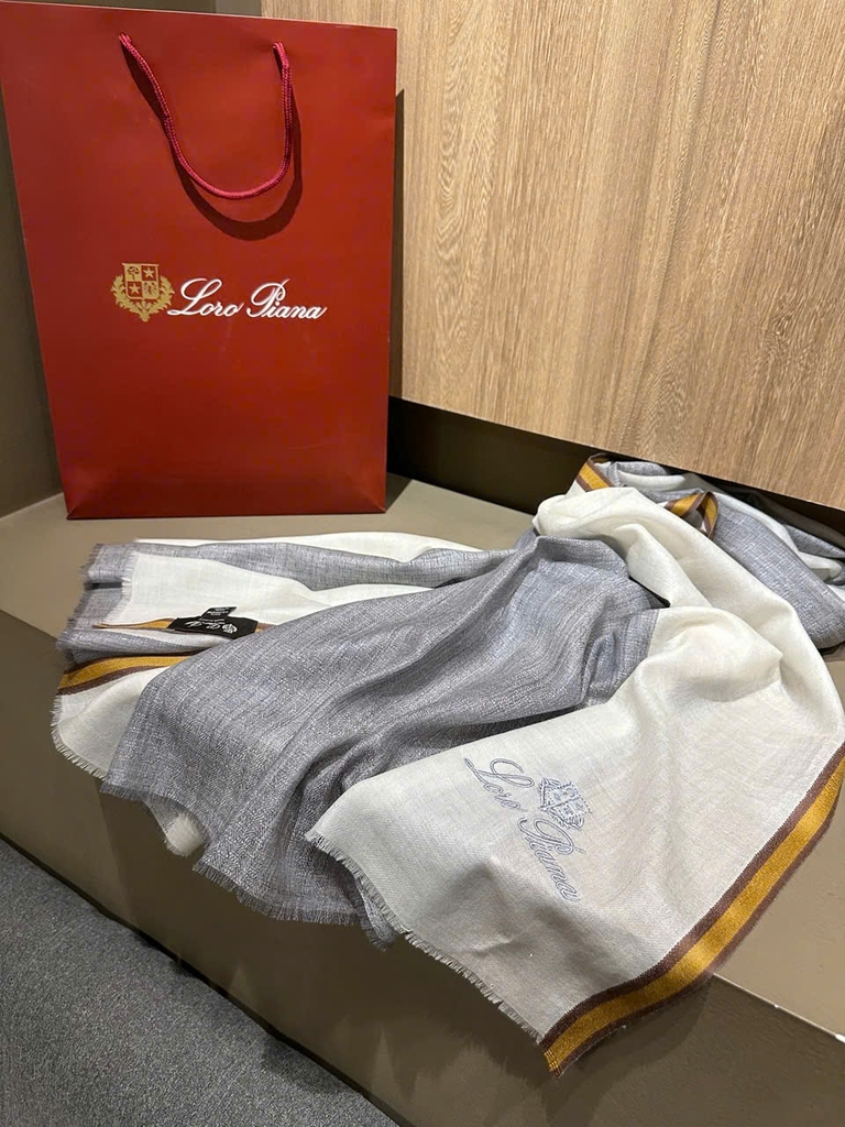 Khăn Loro Piana viền kẻ 100% cashmere