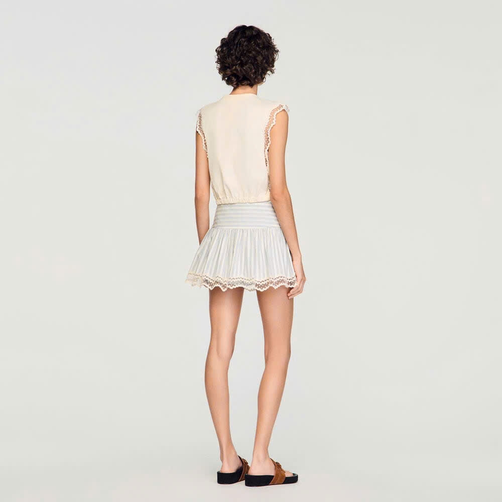 ÁO THUN COTTON LỬNG VỚI REN.
