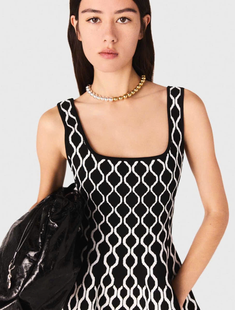 Váy ngắn dệt kim Jacquard