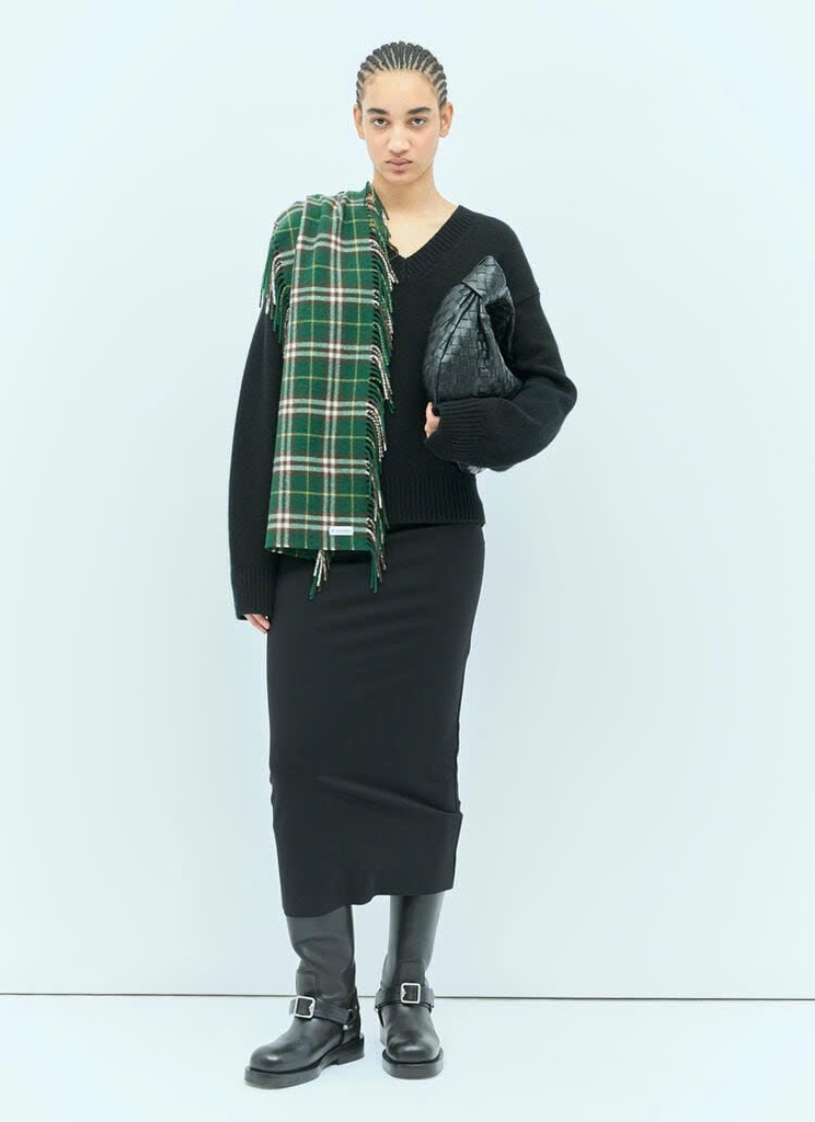 Khăn choàng cashmere kẻ caro có tua rua