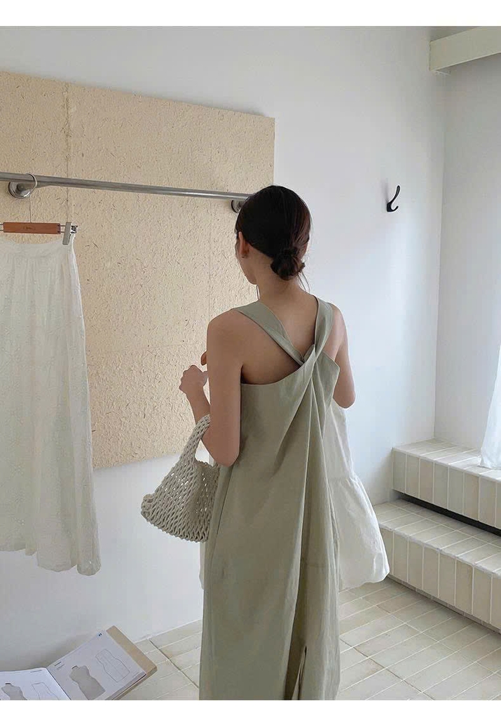 Váy suông 2 dây bản to The Mind xoắn lưng Freesize 3 màu
