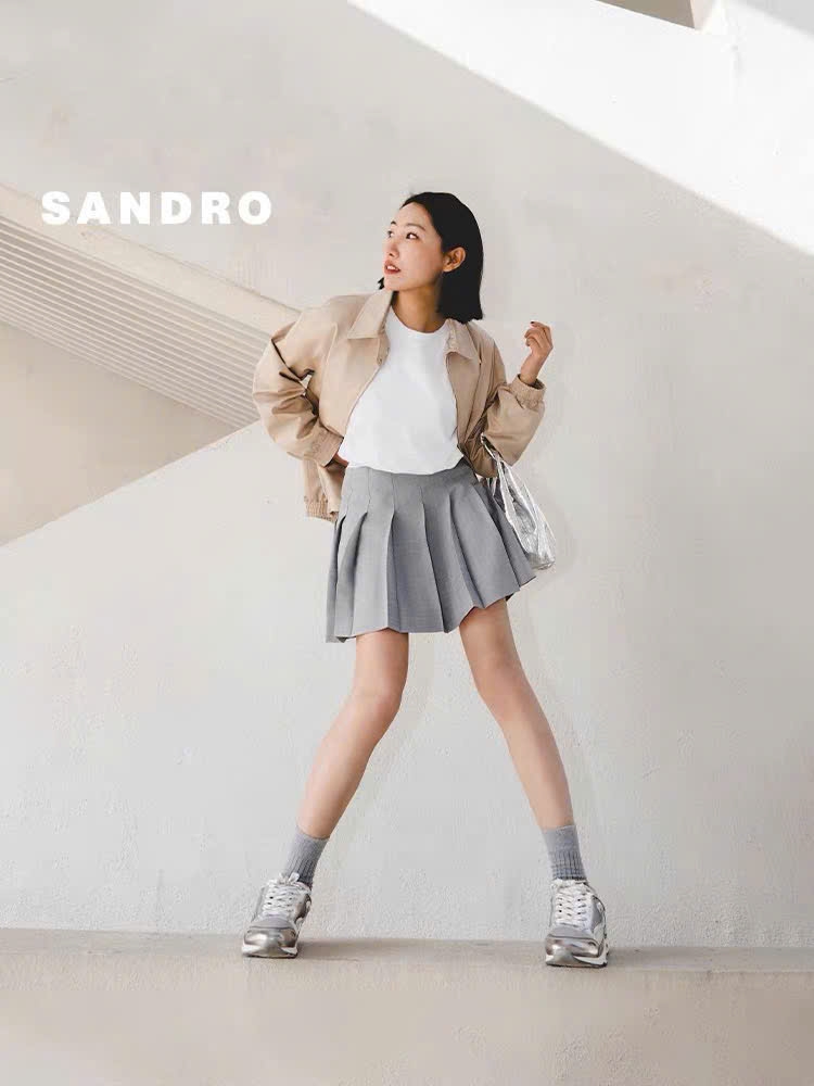 Áo Sandro trắng đệm vai sát nách dáng crop