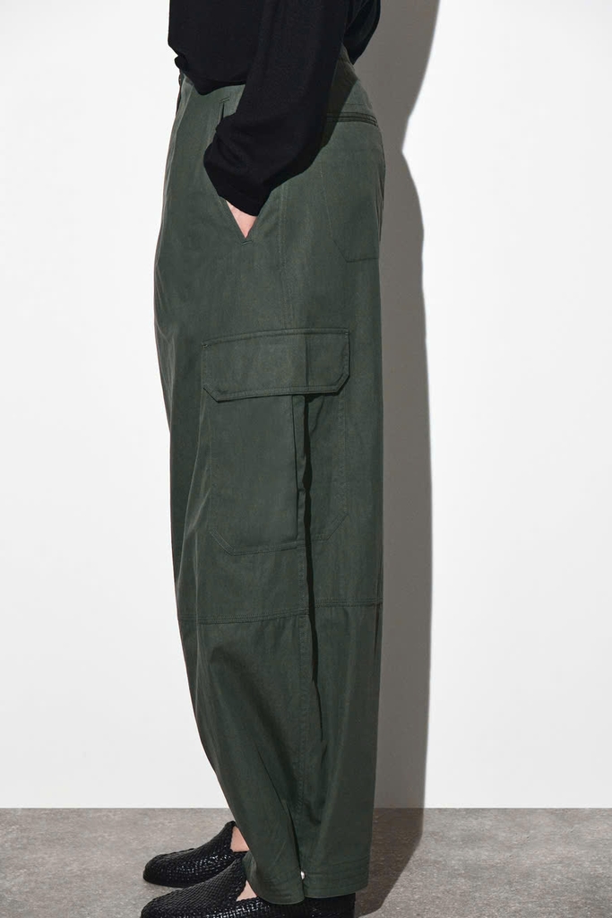 Quần khaki COS