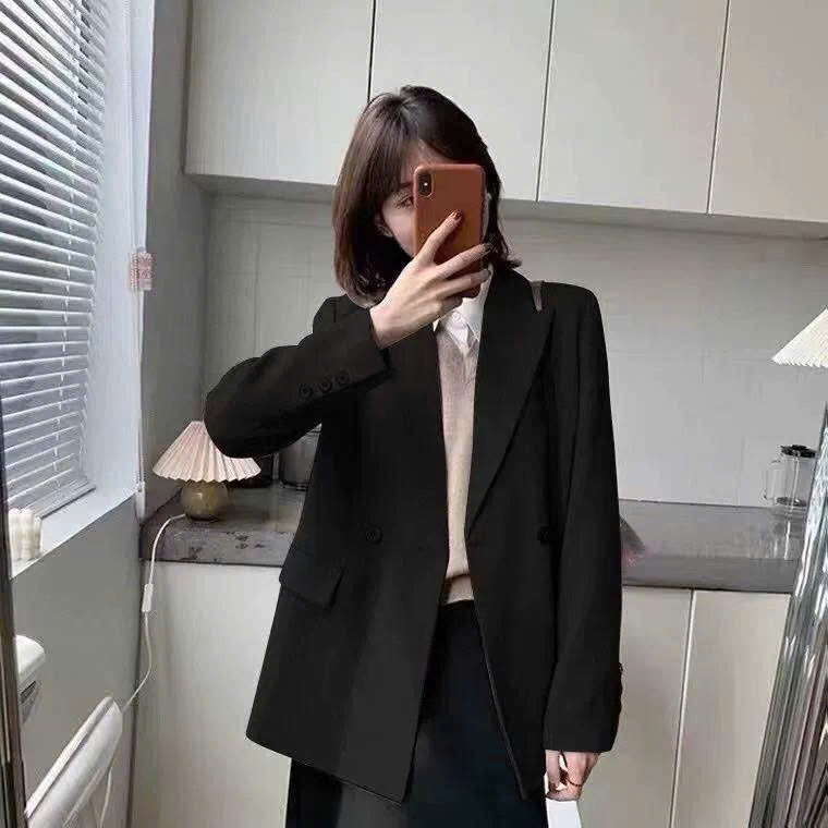 Blazer trắng Zara