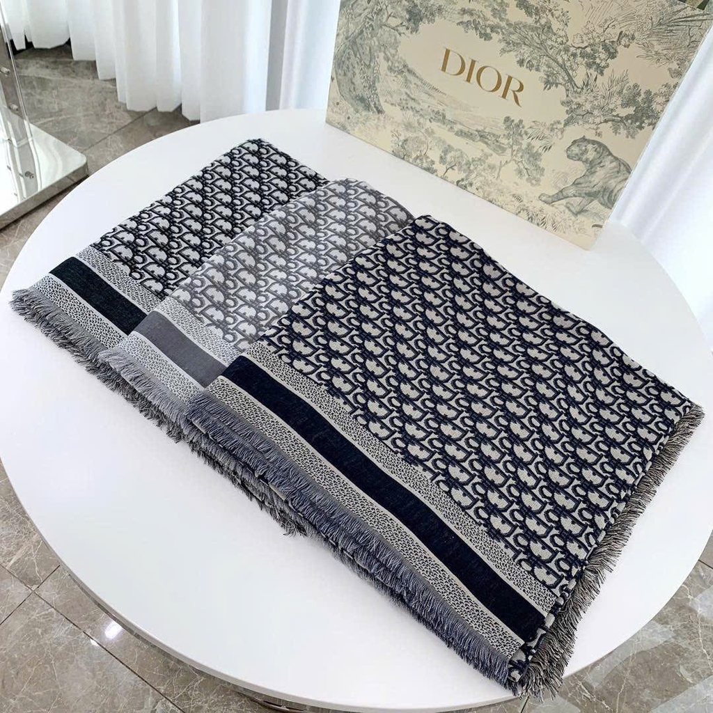 Khăn DIOR hoạ tiết monogram 42% wool 42% silk 16 cotton