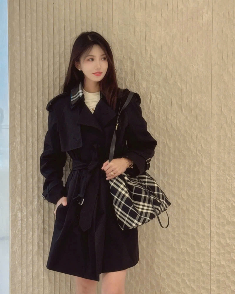 Trenchcoat BBR chất kaki dáng lửng kèm belt