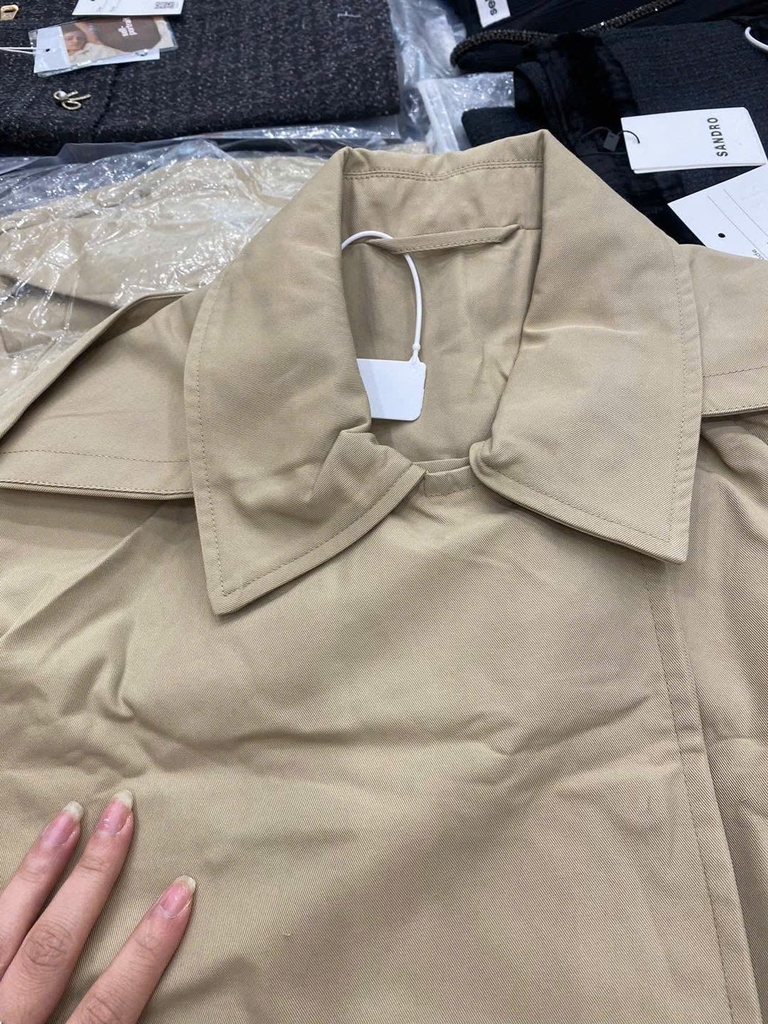 Trendcoat Sandro cắt tag khaki màu beirge