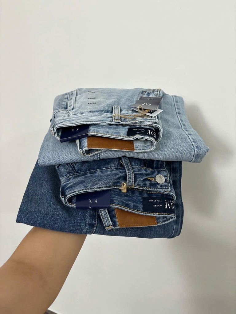 Quần denim GAP ống suông