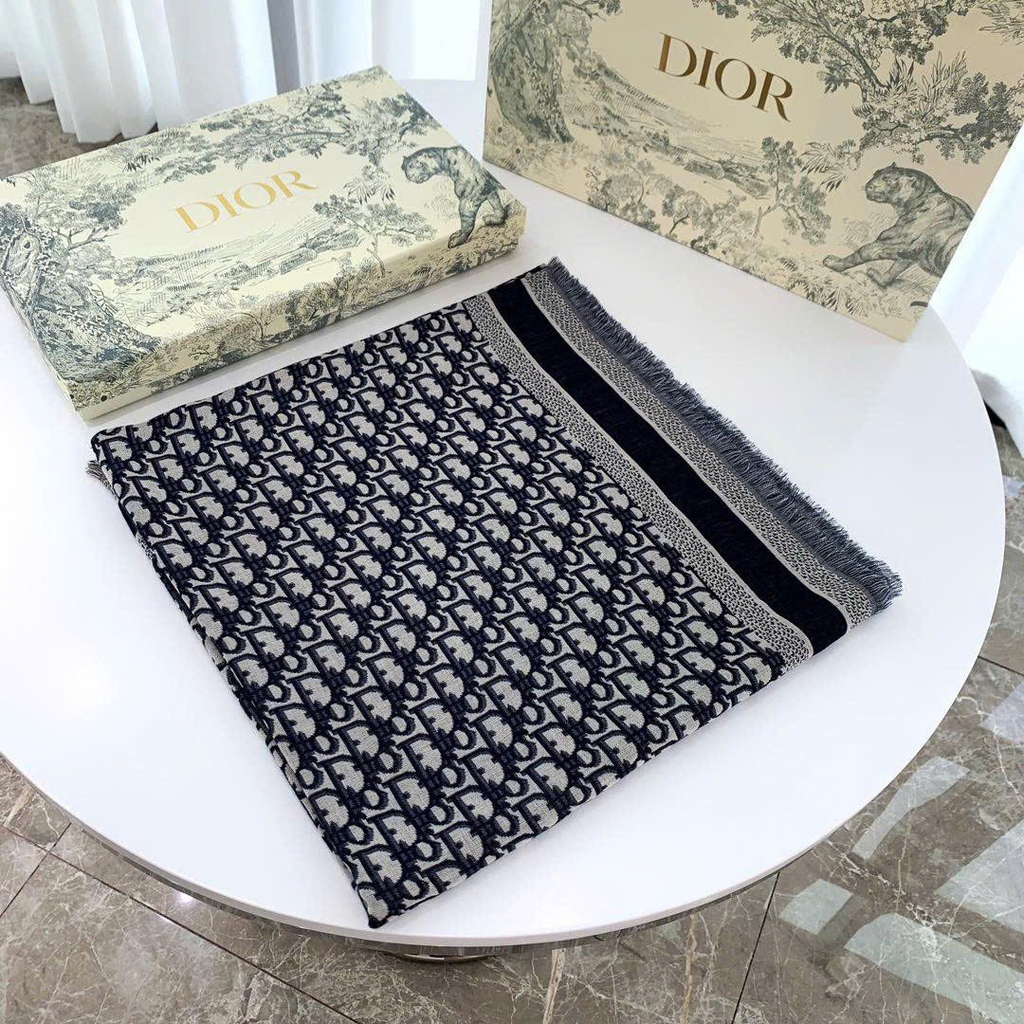 Khăn DIOR hoạ tiết monogram 42% wool 42% silk 16 cotton
