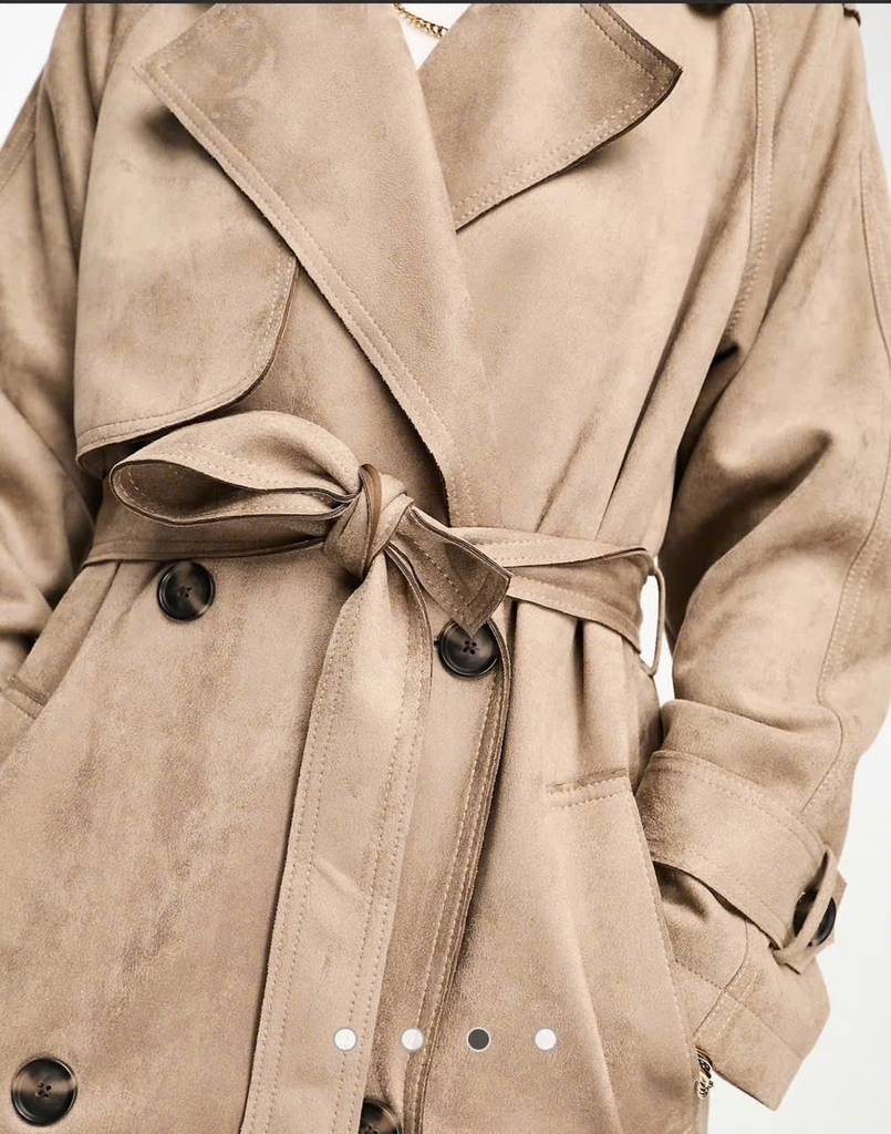 Trenchcoat Stradivarius da lộn