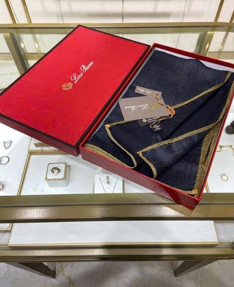 Khăn Loro len cashmere viền 4 màu