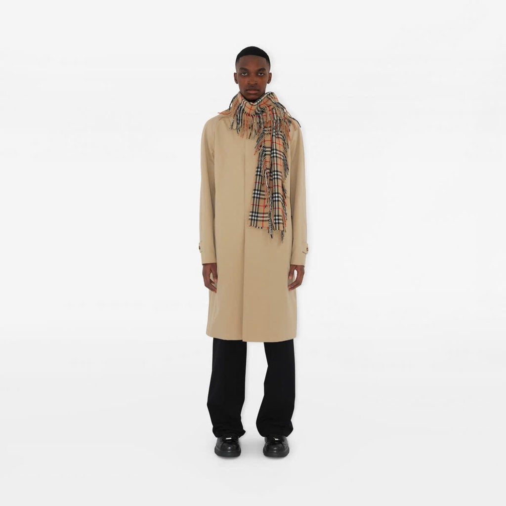 Khăn choàng cashmere kẻ caro có tua rua