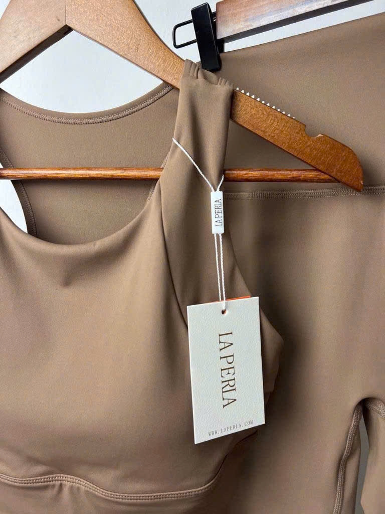 Set YOGA La Perla