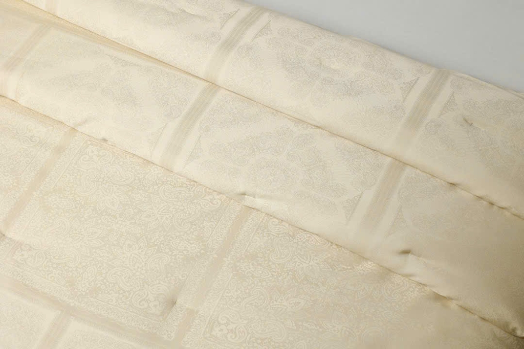Chăn LoroPiana chần bông lụa Tencel vs Silk