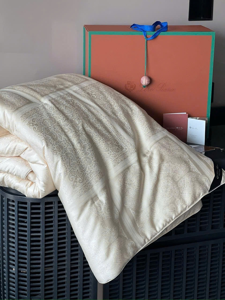 Chăn LoroPiana chần bông lụa Tencel vs Silk