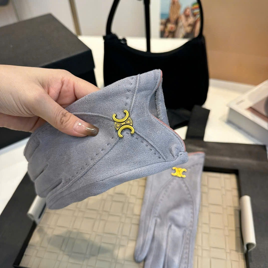 Găng tay da lộn Celine logo 4 màu