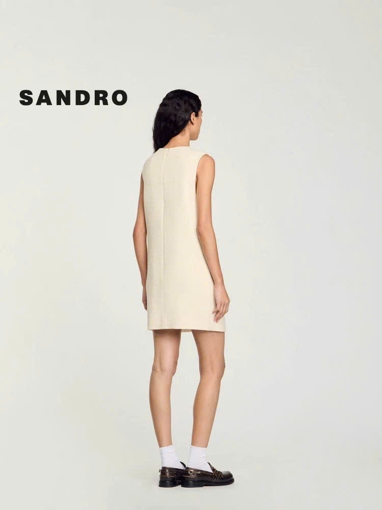 Váy Sandro dạ tweed sát nách 2  túi đính đá dáng A