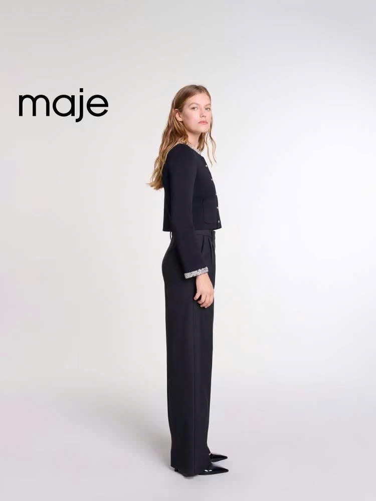 Áo khoác Maje đen cổ đính đá