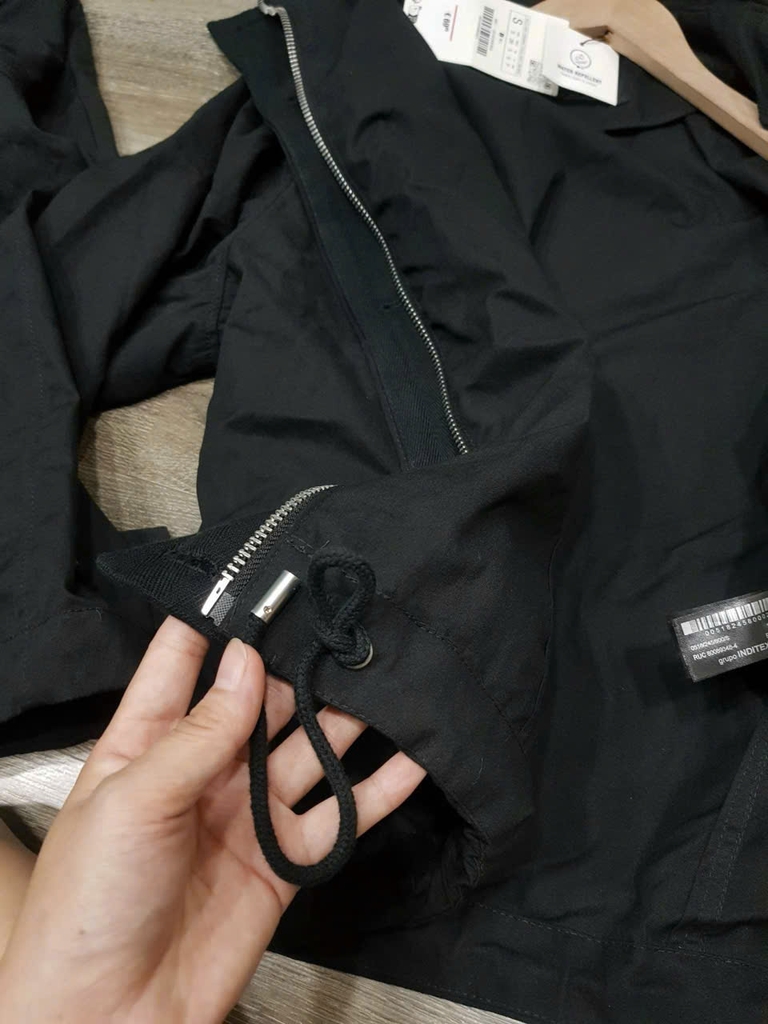 Jacket Zara da đen