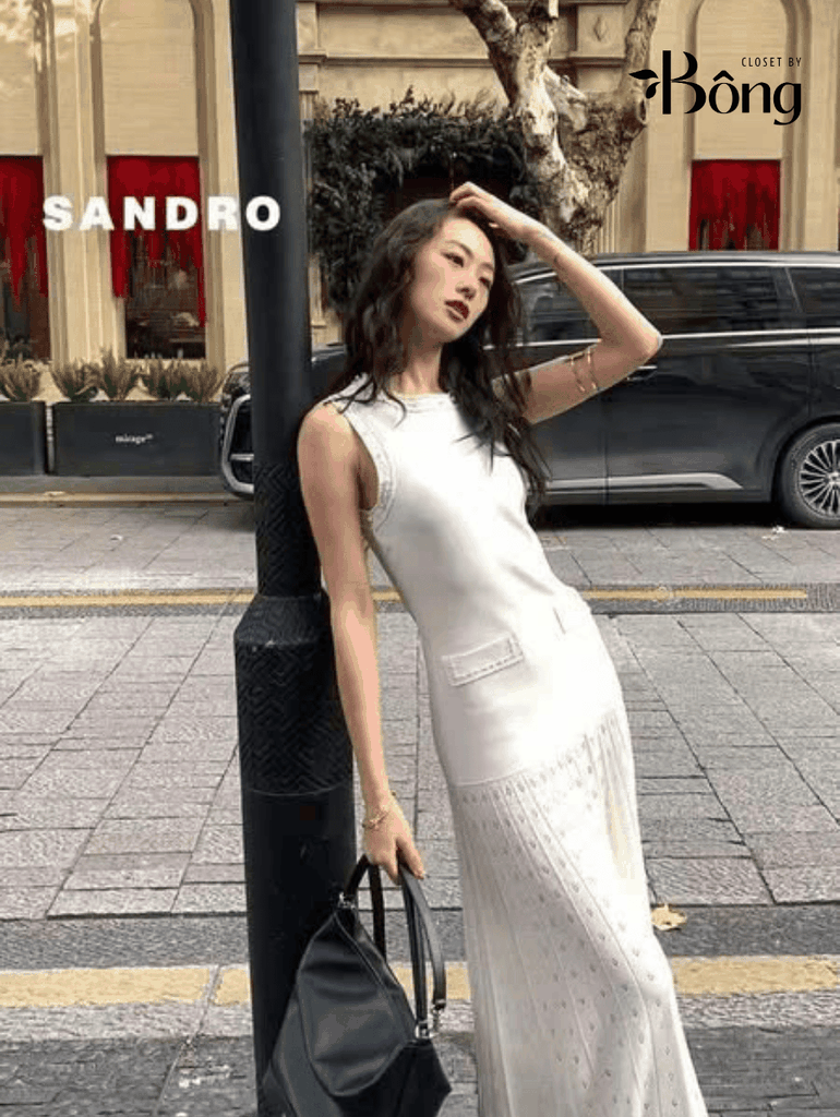 Váy Sandro dệt kim màu kem viền ngọc trai 2 túi trước (2pcs)