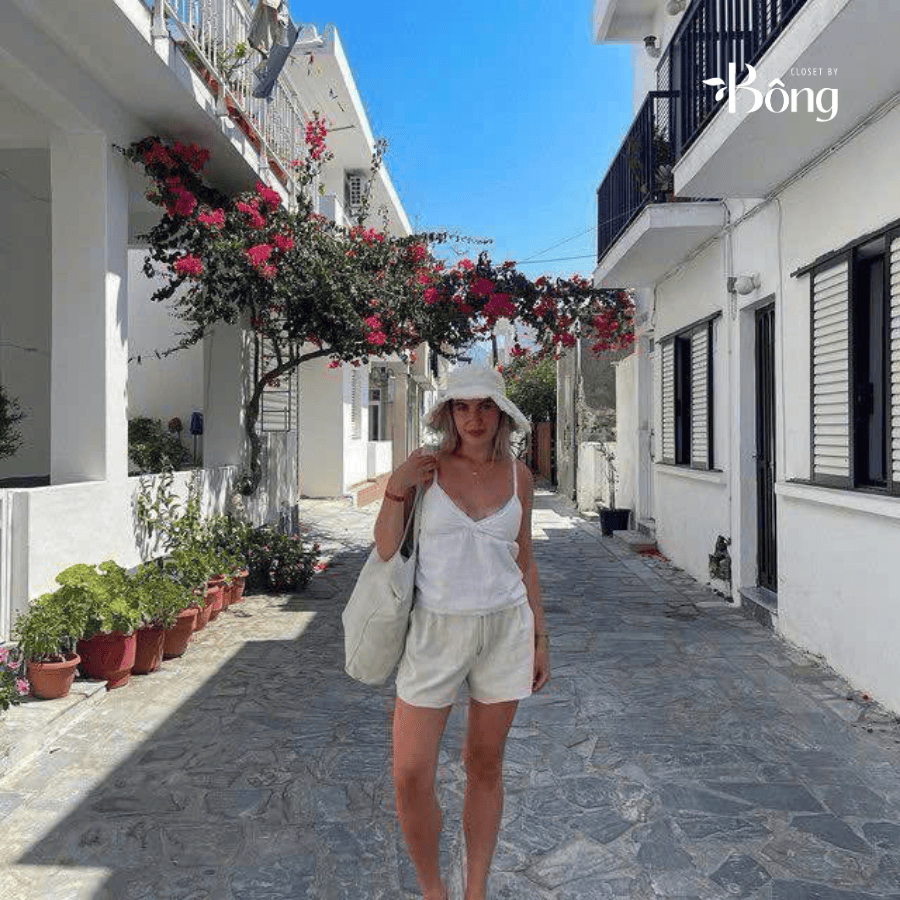 Quần short đũi Stradivarius lưng chun