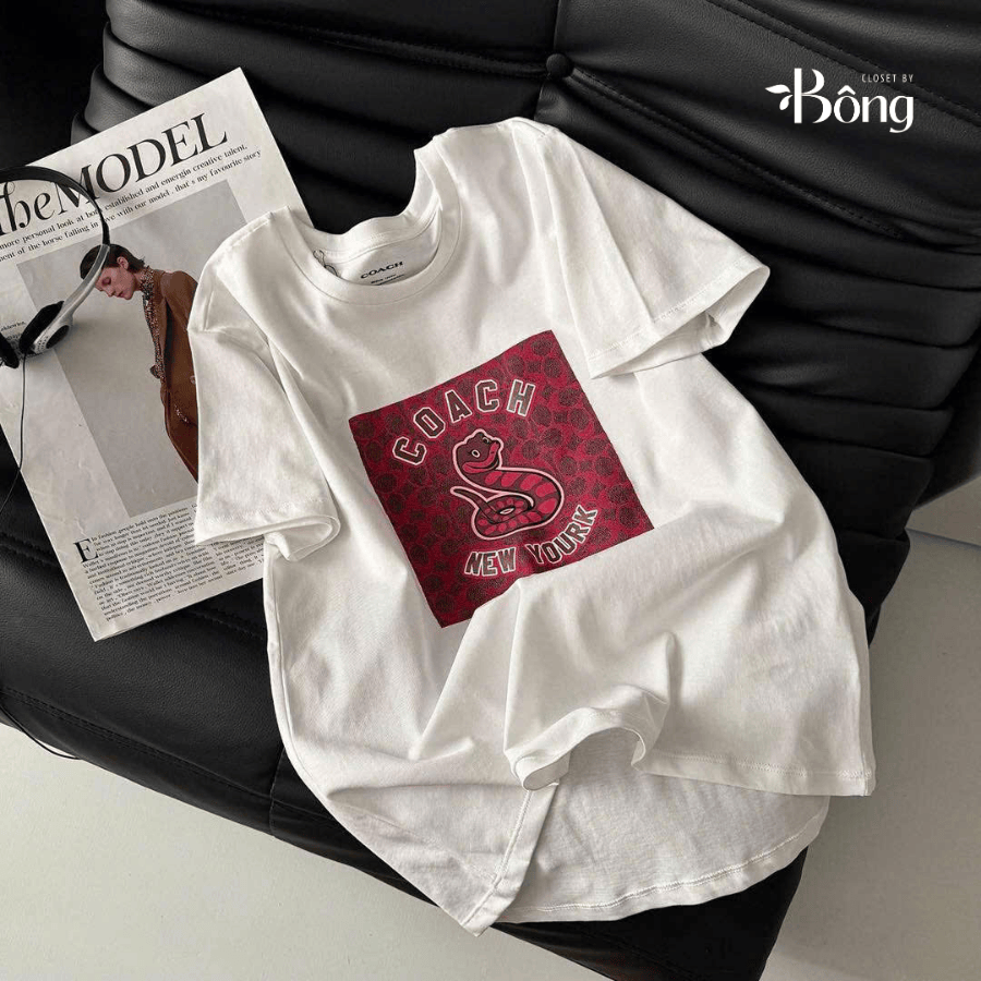 Tshirt COACH màu trắng logo snake