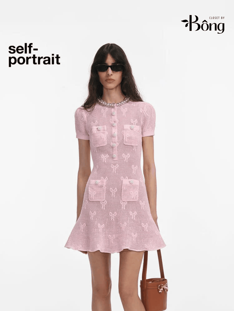 Váy Sel-Portrait len lưới hồng đuôi cá cổ đá ngọc trai