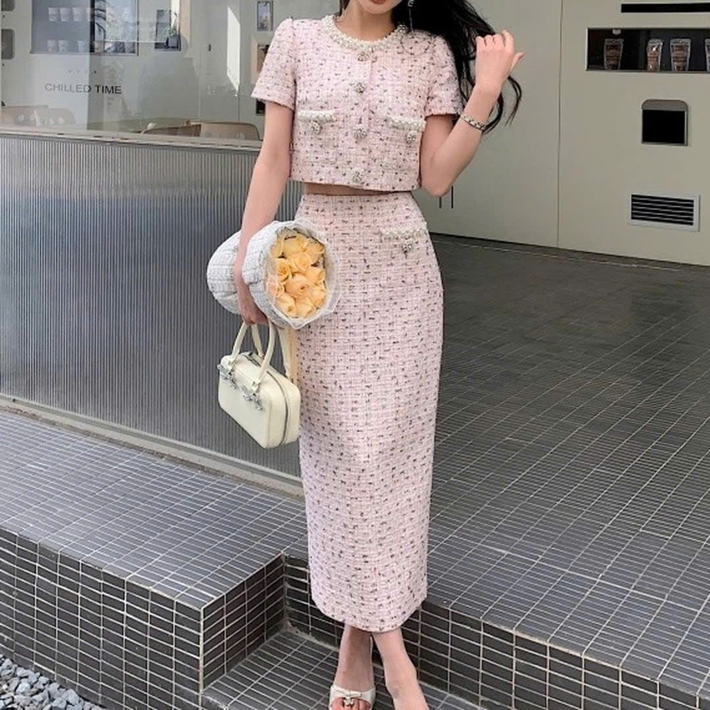 CHÂN VÁY MIDI ĐÍNH NGỌC TRAI HỒNG BOUCLE