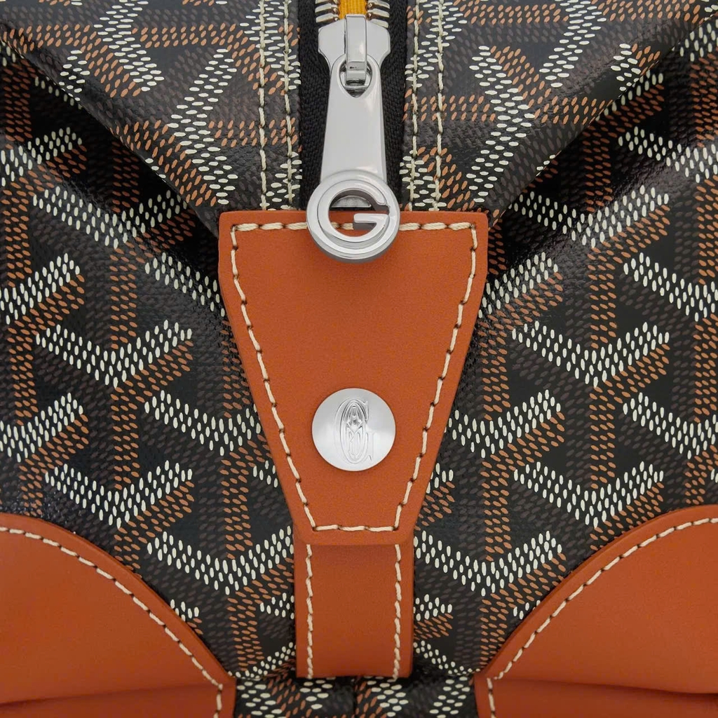 Bowling 25 Toiletry Bag