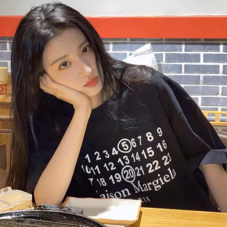 Tshirt Maison Margiela thêu số 3 màu