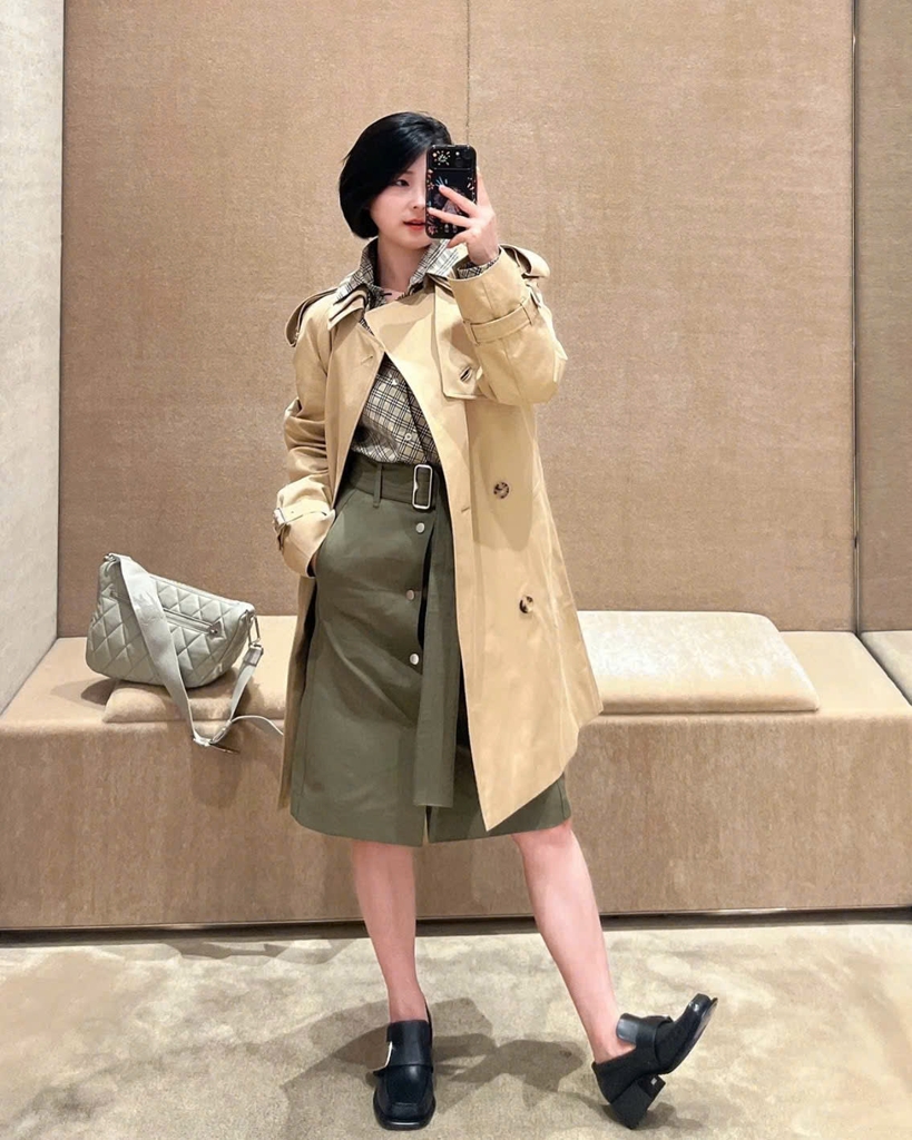 Trenchcoat BBR chất kaki dáng lửng kèm belt