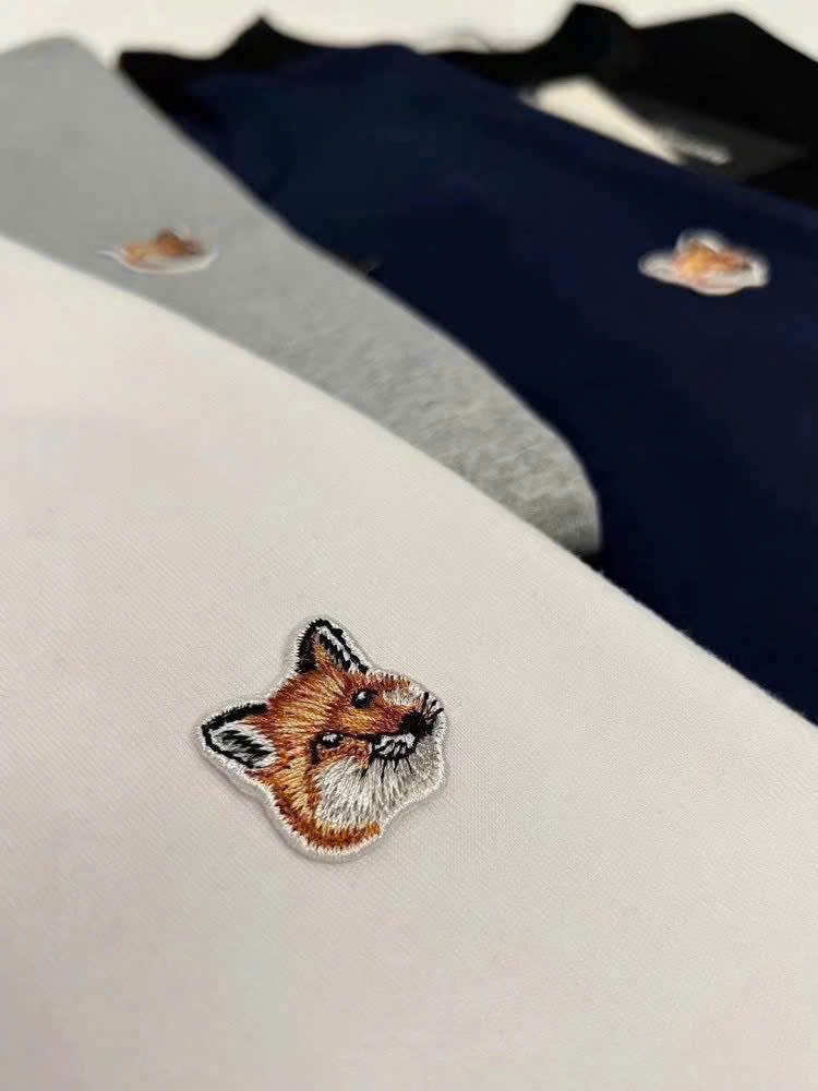 Tshirt Maison Kitsune trơn cổ tròn