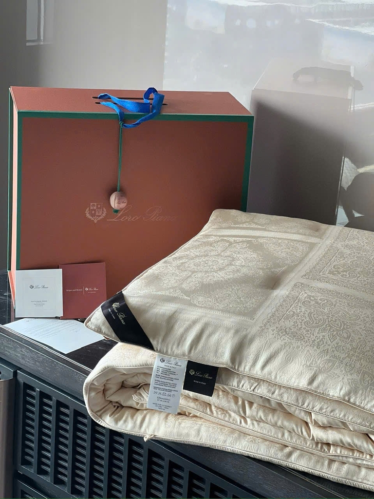 Chăn LoroPiana chần bông lụa Tencel vs Silk