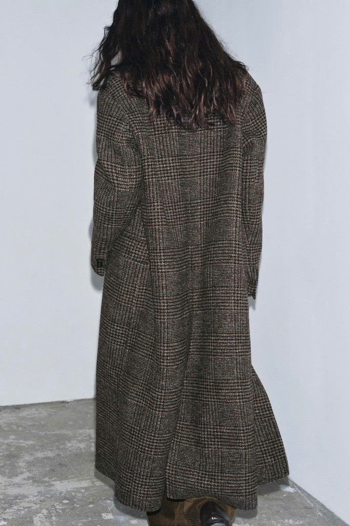 Trenchcoat Zara dáng dài cổ bẻ kẻ caro nâu