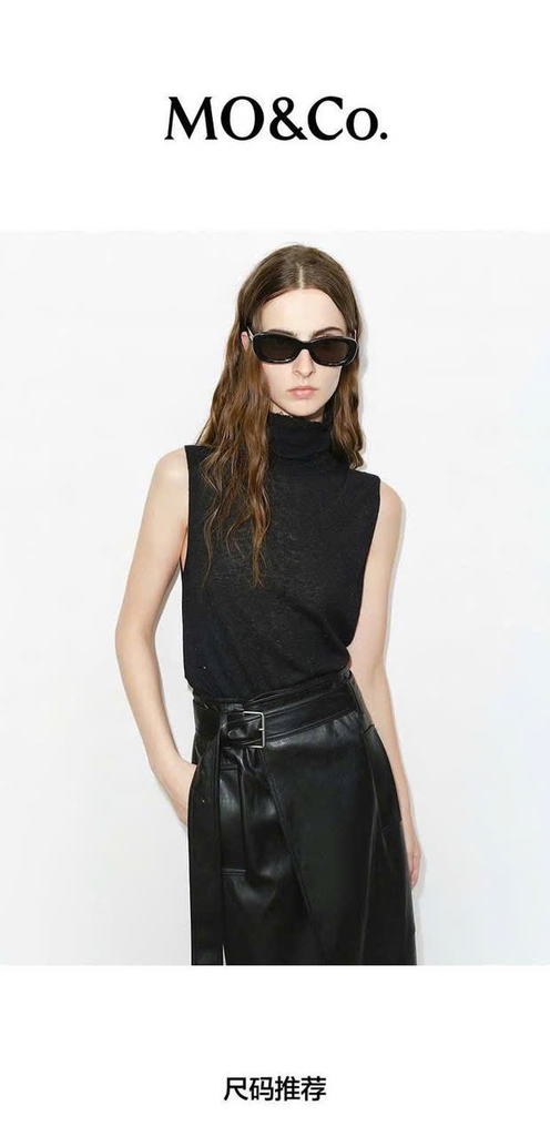 Áo cape len Mo&Co cổ lọ bling