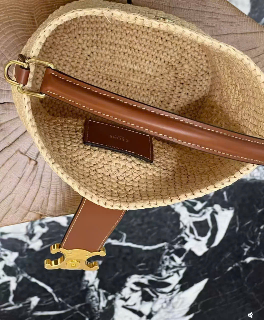Túi Celine small bucket Cuir Triomphe màu camel