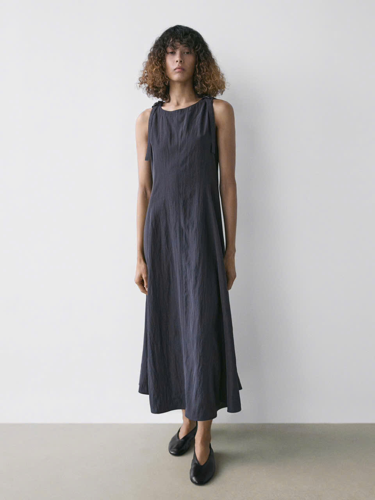 Váy maxi MASSIMO DUTTI cổ tròn sát nách màu navy
