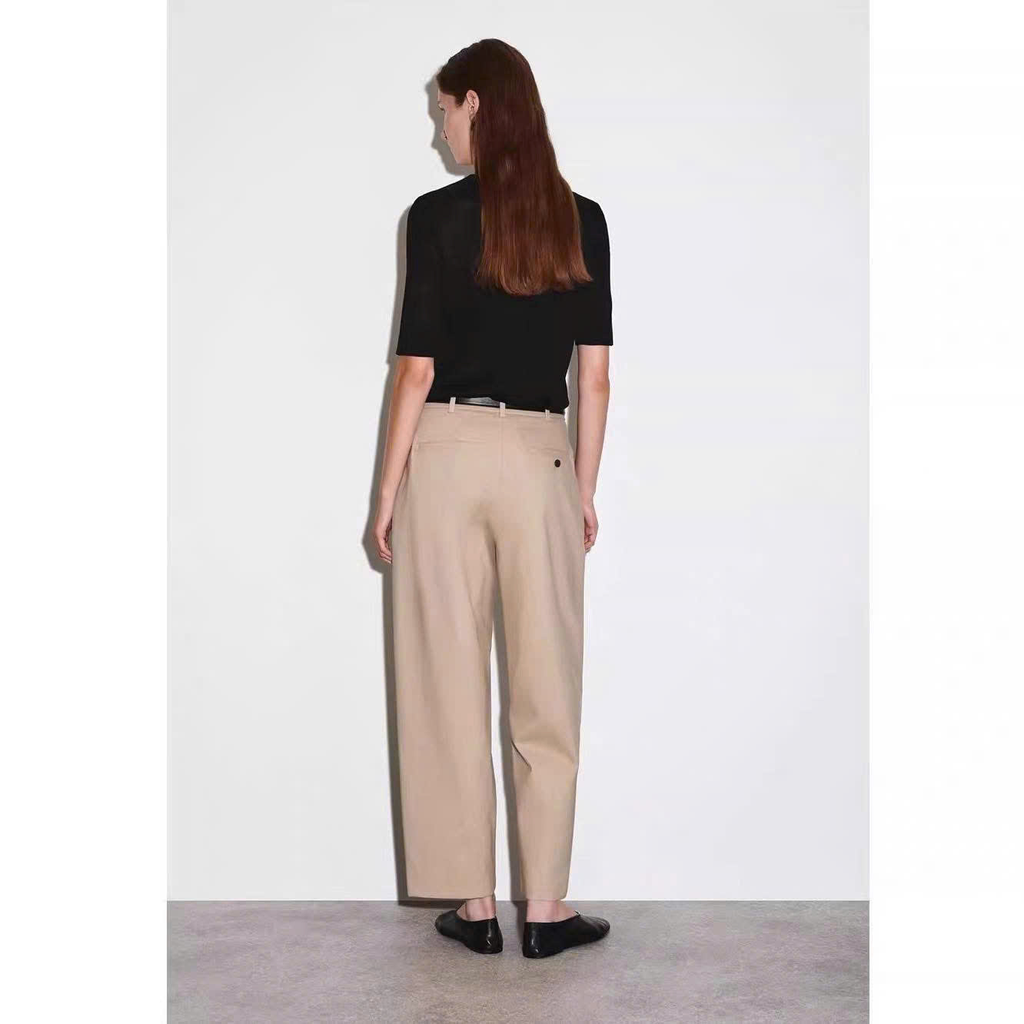 Quần denim  ống cong