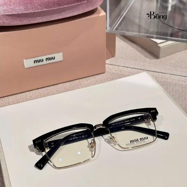 Kính Miumiu gọng vuông mắt đen viền vàng Sz54