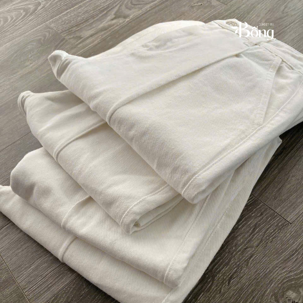 Quần jean trắng Zara dáng suông
