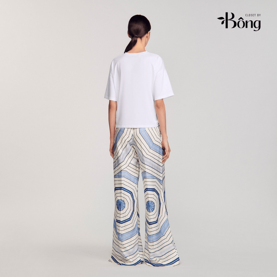 Áo thun in họa tiết xoắn ốc