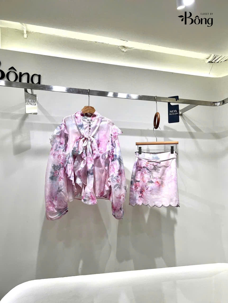 Chân váy mini Zimmermann hoạ tiết hoa hồng viền đá (tách set)