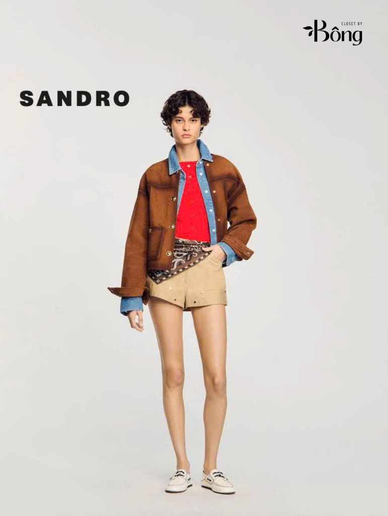 Quần short denim Sandro đính đá màu da bò