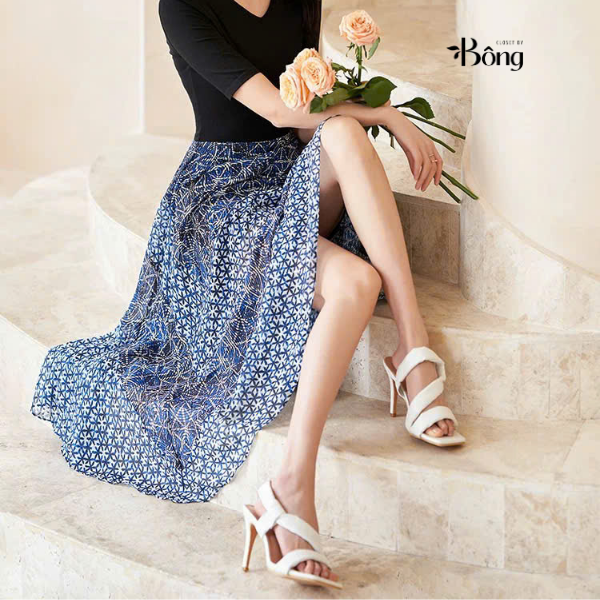 Váy maxi lụa Maje cải cotton đen hoa xanh