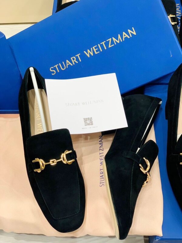 Giày nhung Stuart Weitzman