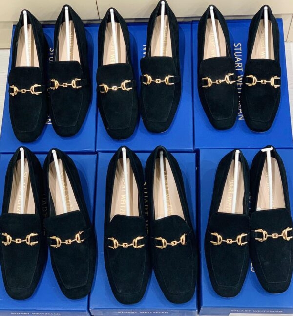 Giày nhung Stuart Weitzman