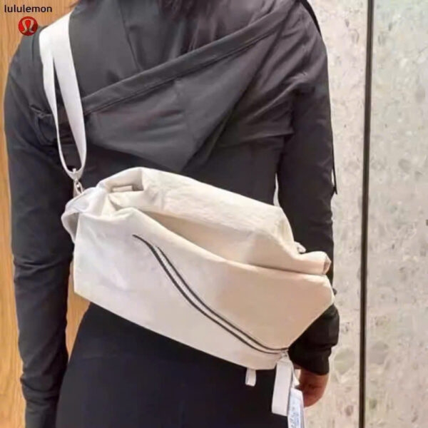 Túi thể thao Lululemon