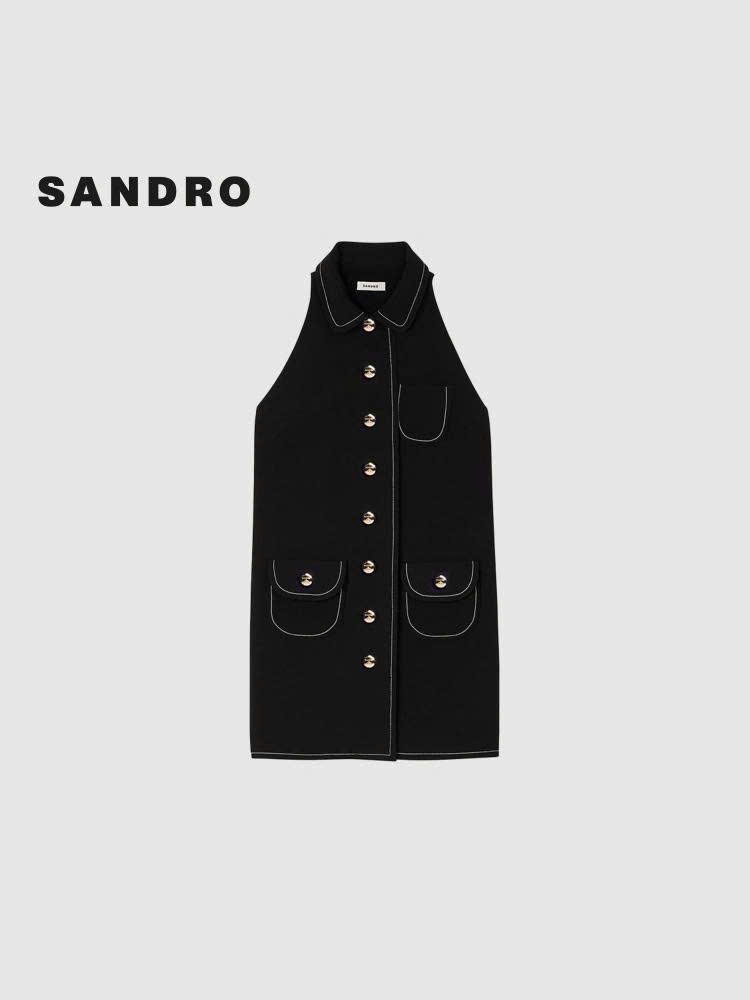 Váy Sandro đen sát nách cổ đức viền chỉ 2 túi trước cổ yếm